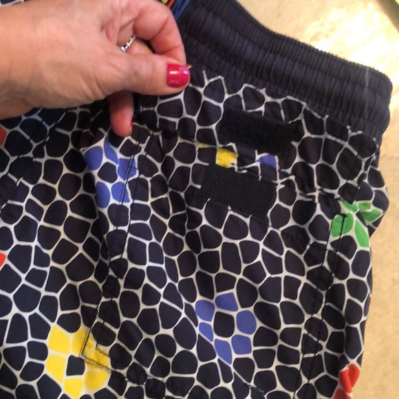 Swim trunks by Vilebrequin + Madhappy. Black with red &yellow flowers.sz M - Picture 7 of 7